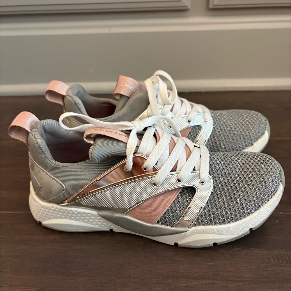 Skechers Shine Status Sneakers